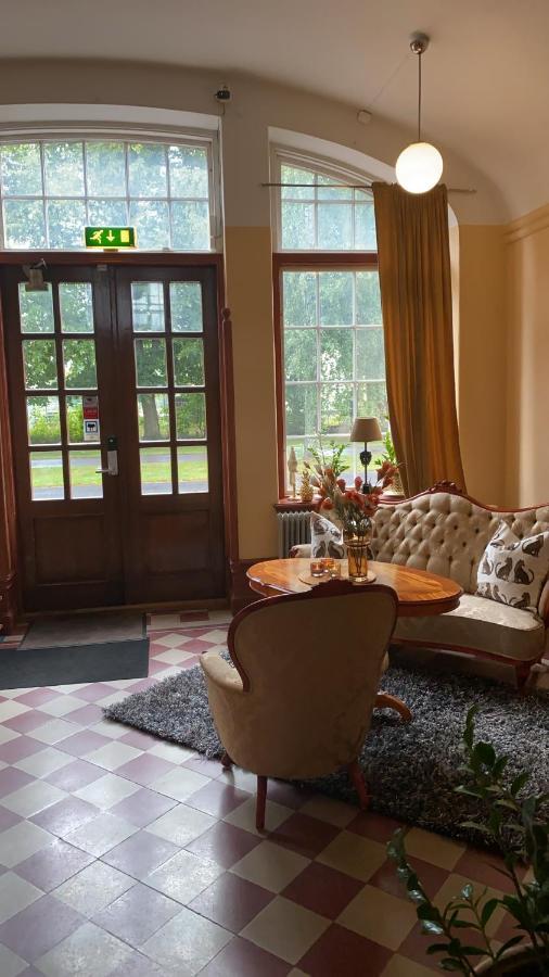 Ting1903 Bed & Breakfast Avesta Exterior foto